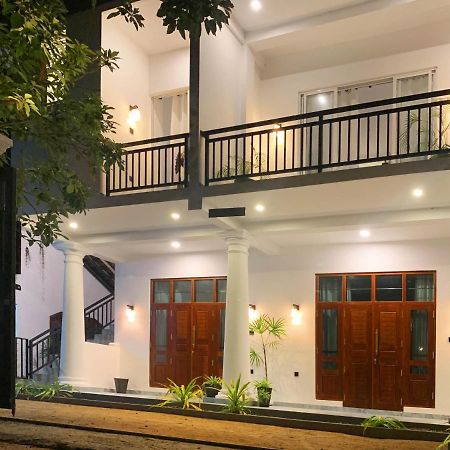 Golden Wave Hotel Ahangama Exterior foto