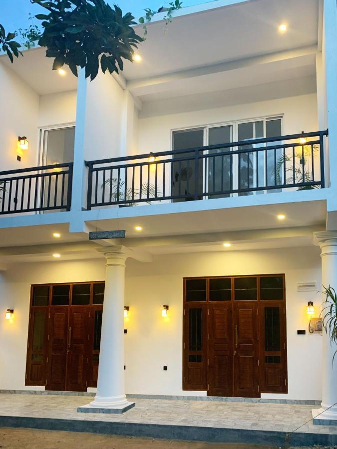 Golden Wave Hotel Ahangama Exterior foto