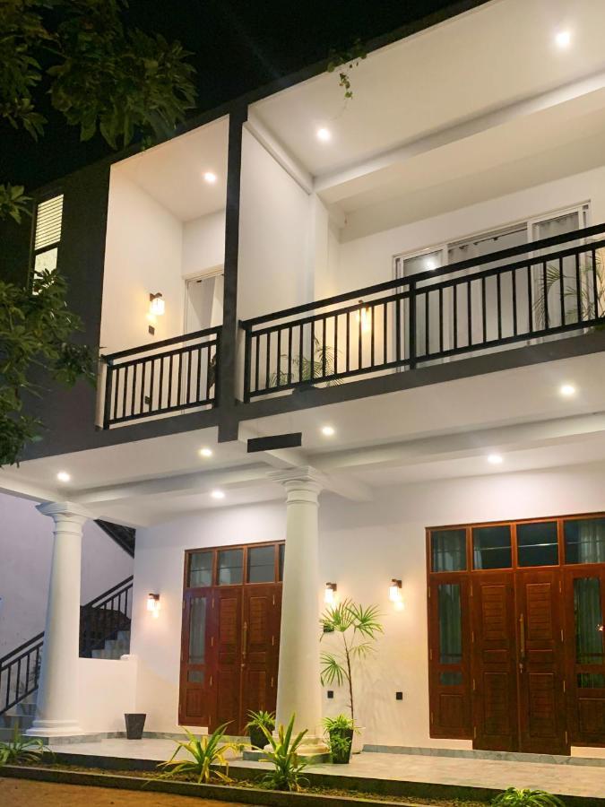 Golden Wave Hotel Ahangama Exterior foto